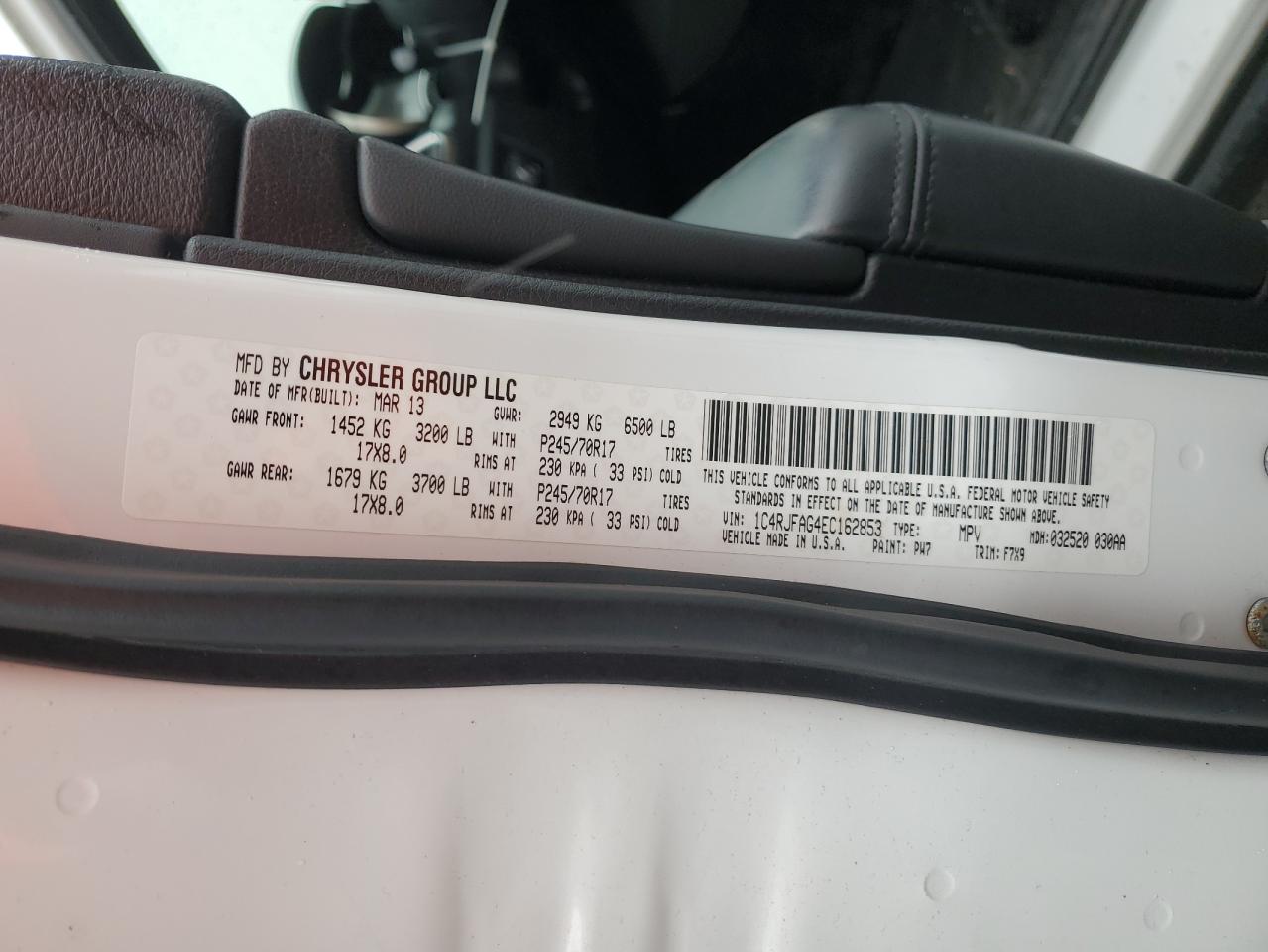 2014 Jeep Grand Cherokee - Image 13