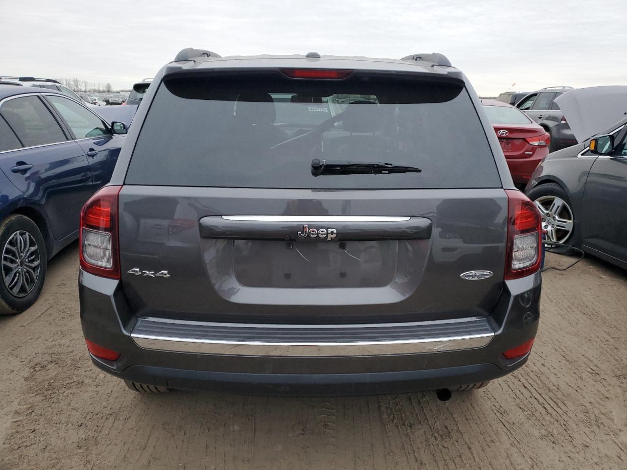 2015 Jeep Compass - Image 6