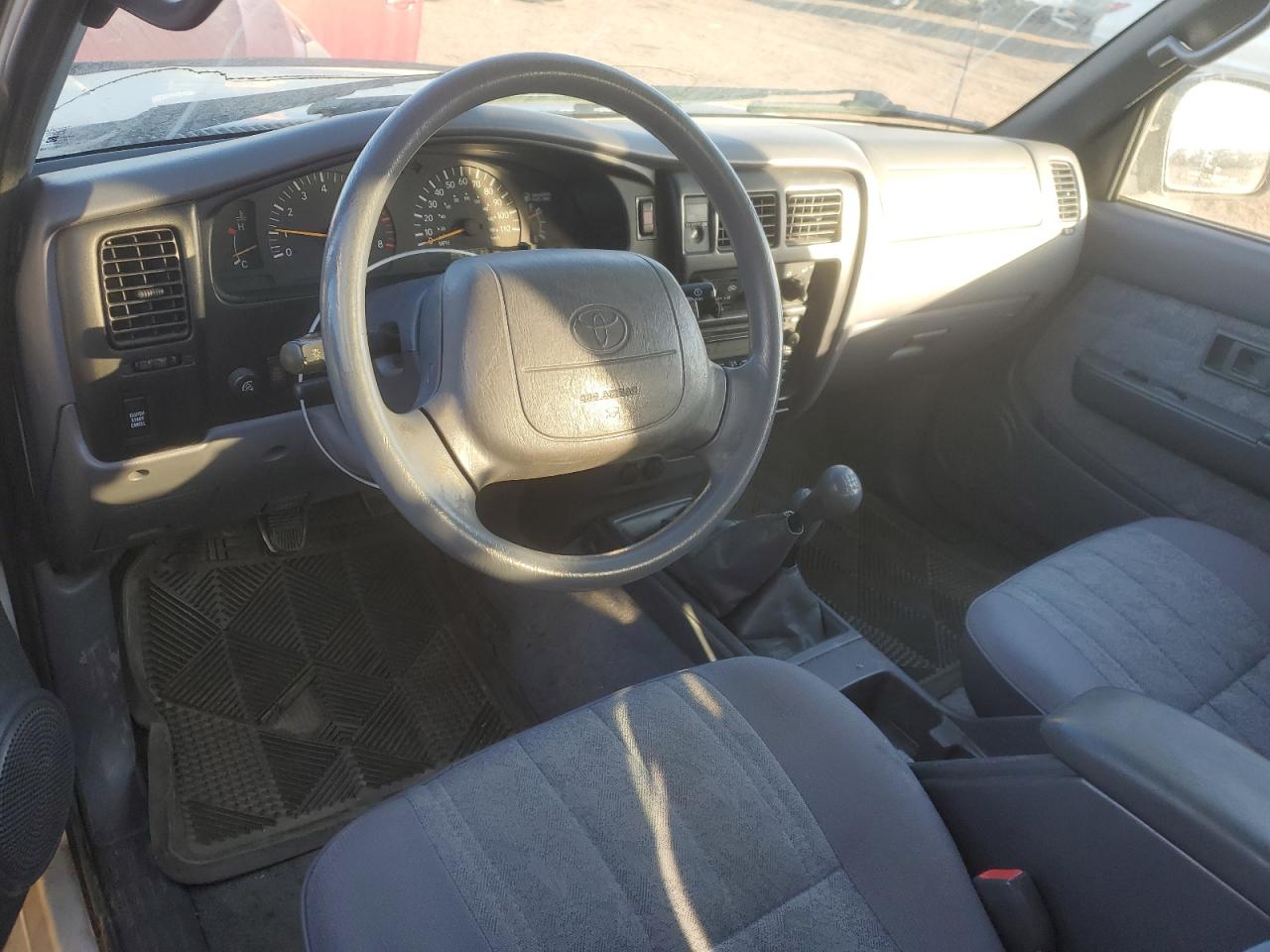2000 Toyota Tacoma - Image 8