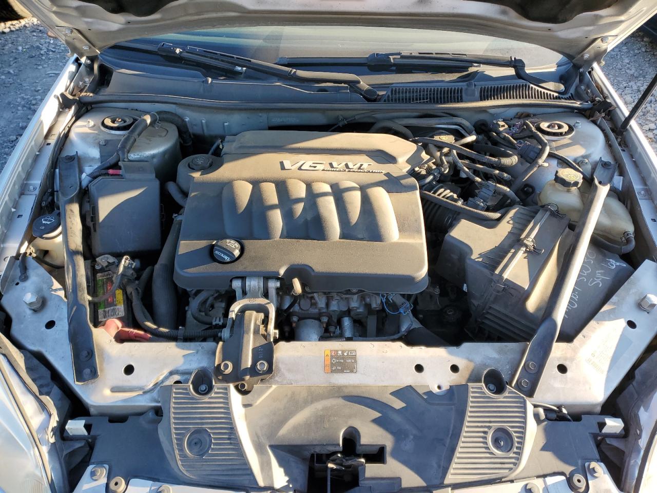 2014 Chevrolet Impala - Image 11