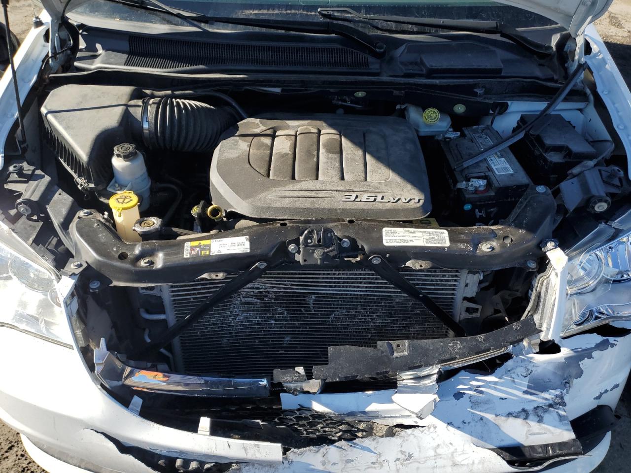 2018 Dodge Caravan - Image 14