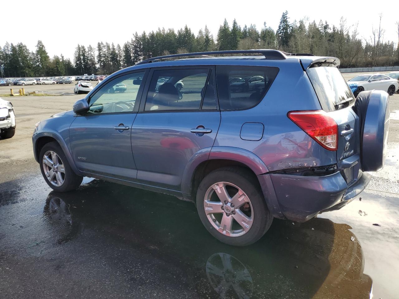 2007 Toyota RAV 4 - Image 2