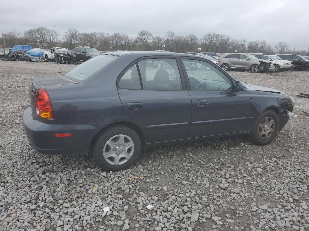 2005 Hyundai Accent - Image 3