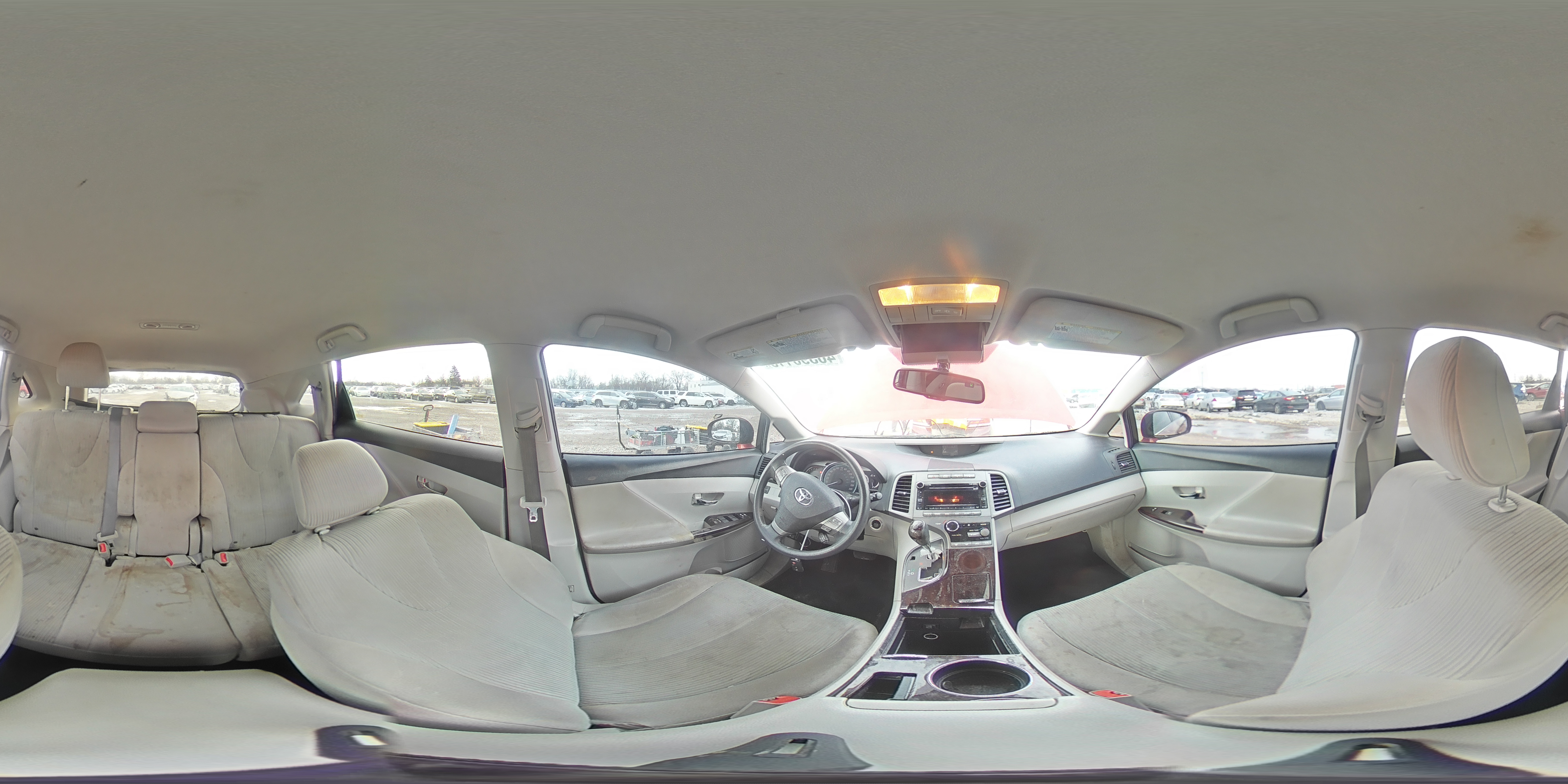 2011 Toyota Venza - Image 14