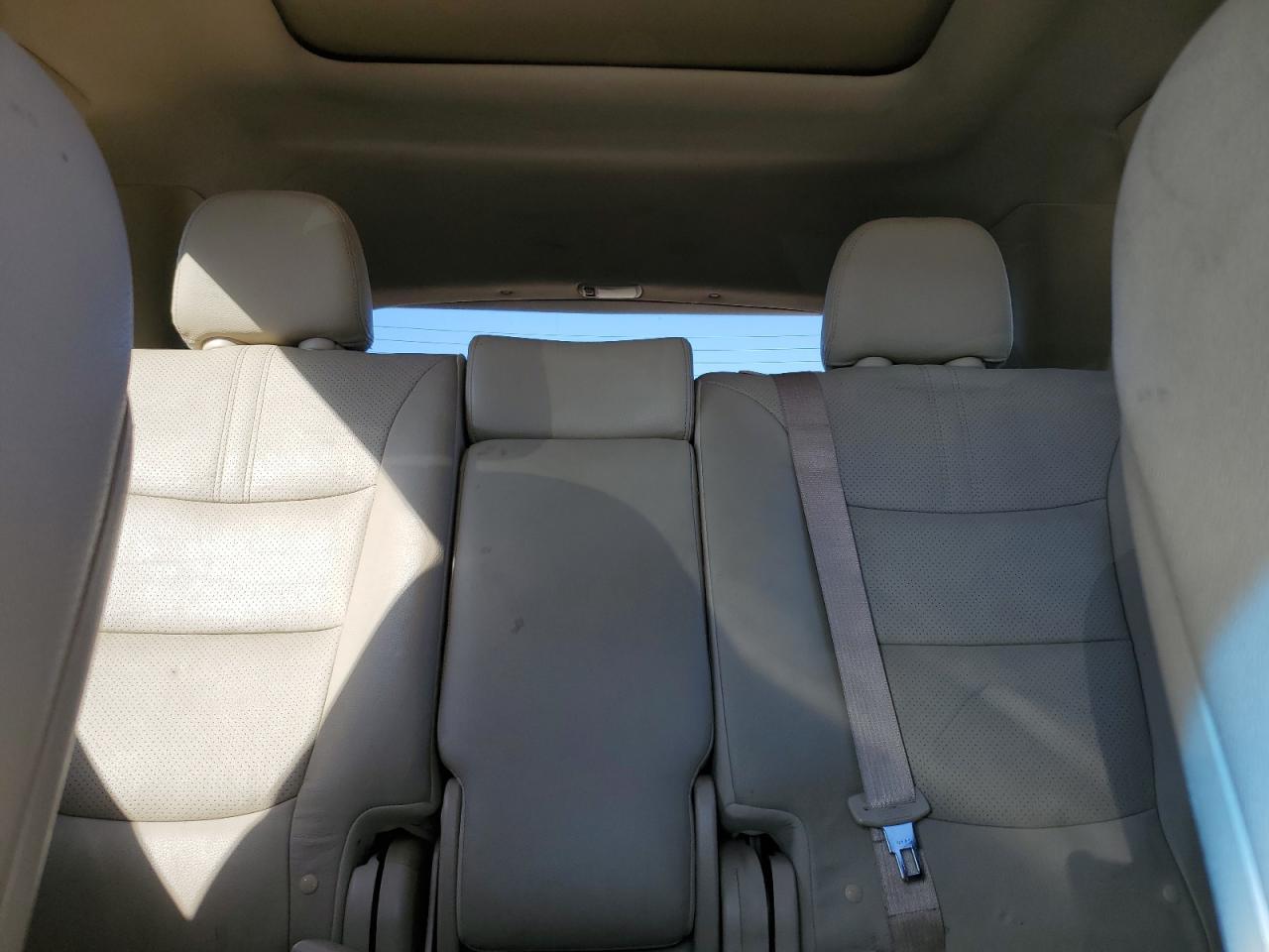 2011 Kia Sorento - Image 10
