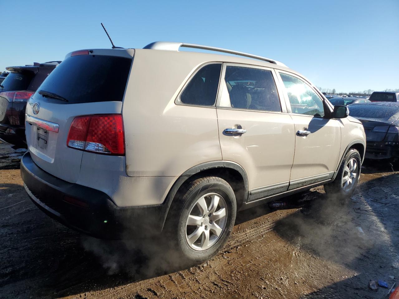 2011 Kia Sorento - Image 3
