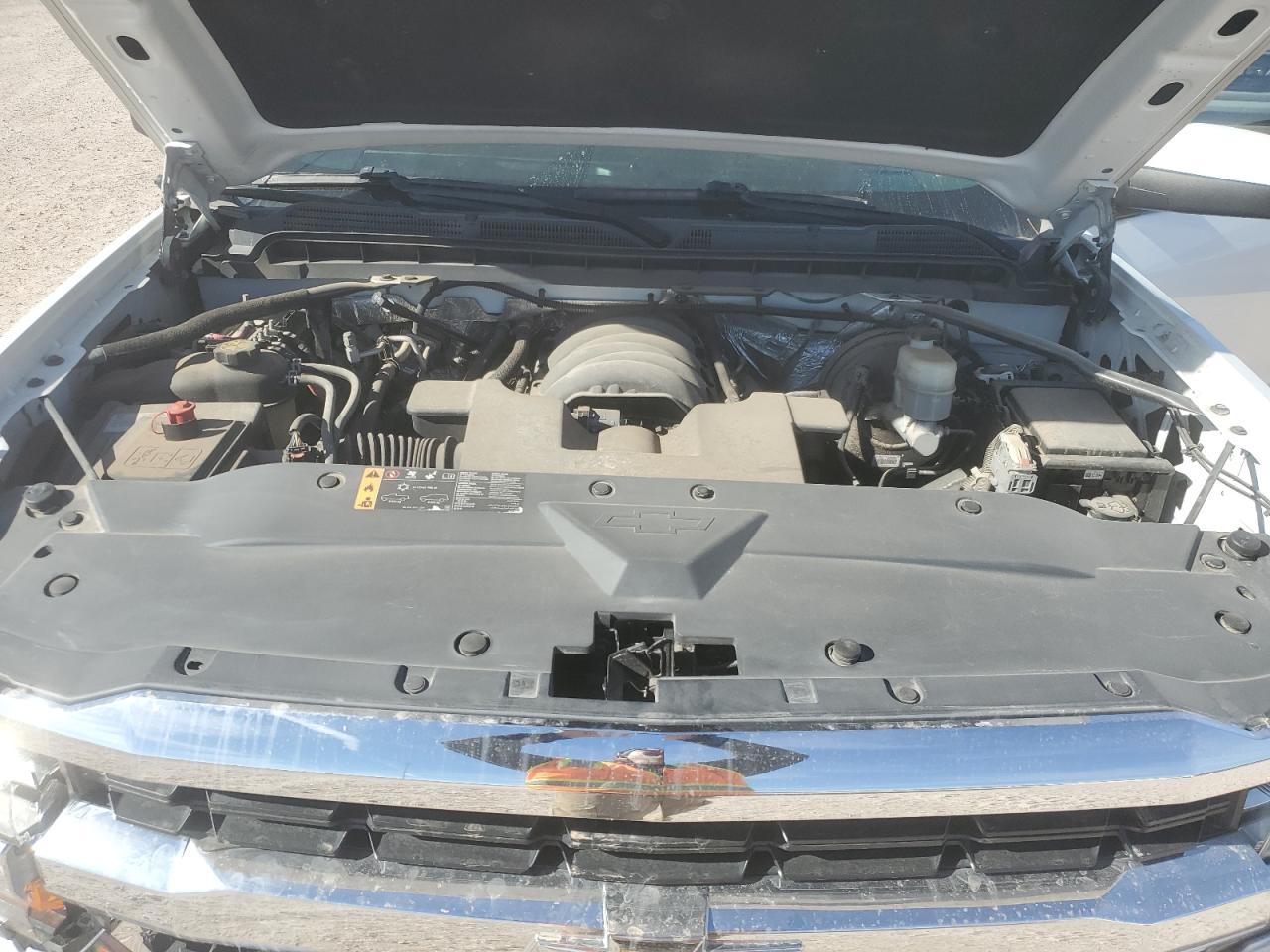 2017 Chevrolet Silverado - Image 11