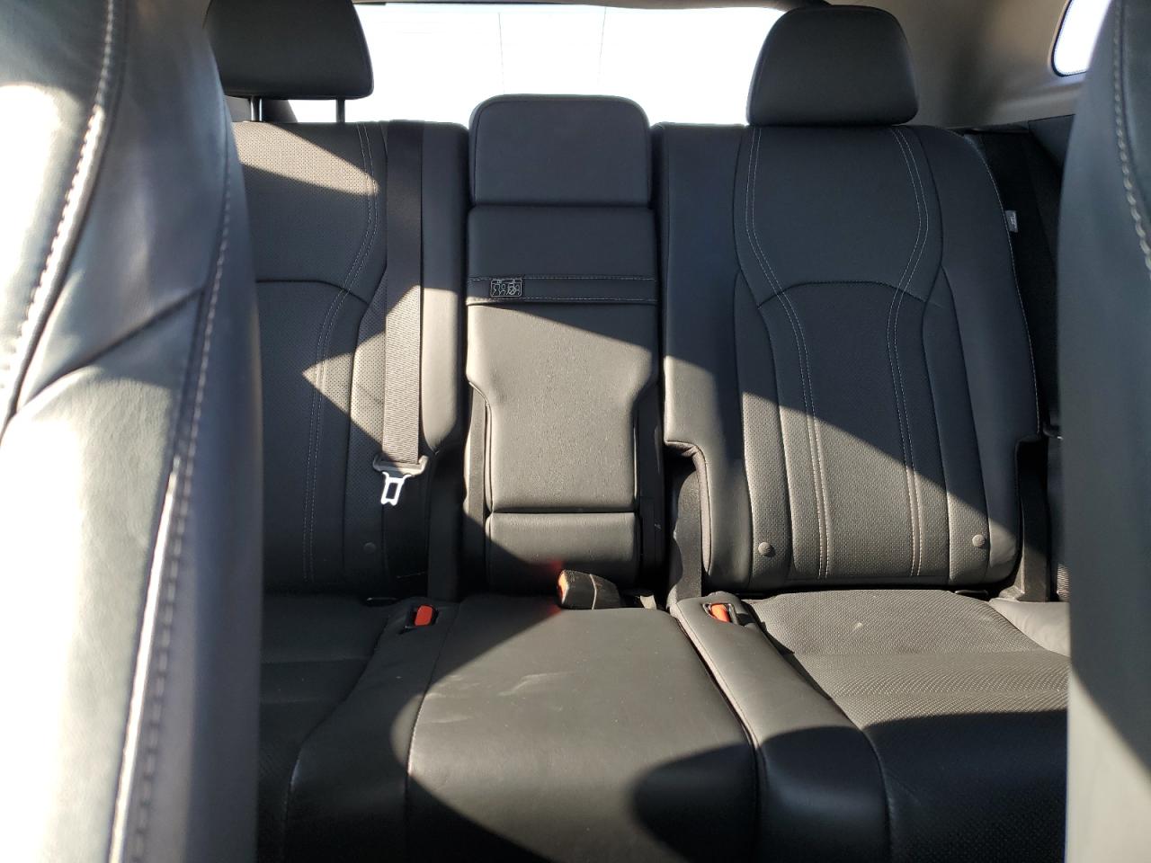2019 Lexus RX - Image 10