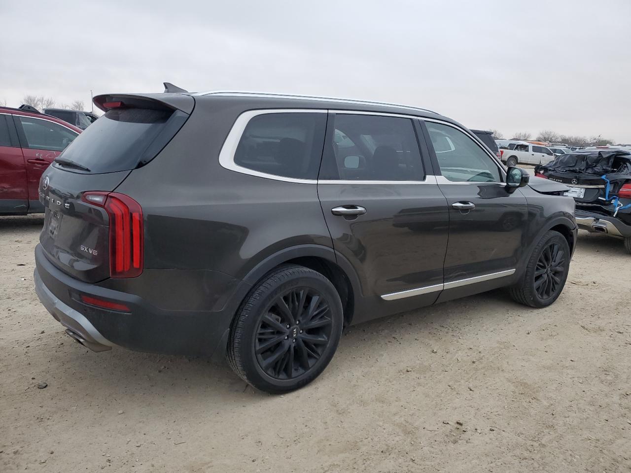 2021 Kia Telluride - Image 3