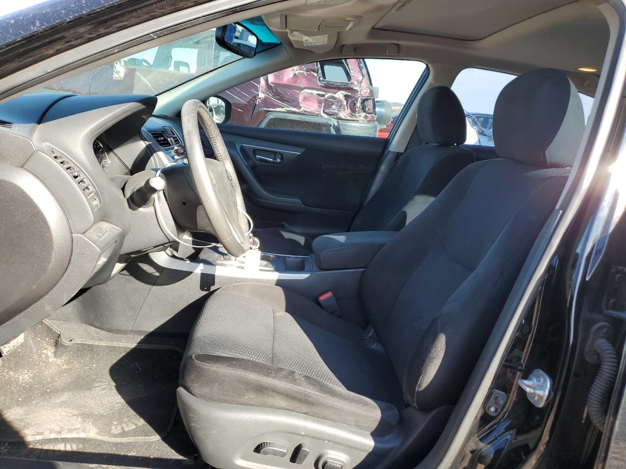 2015 Nissan Altima - Image 7
