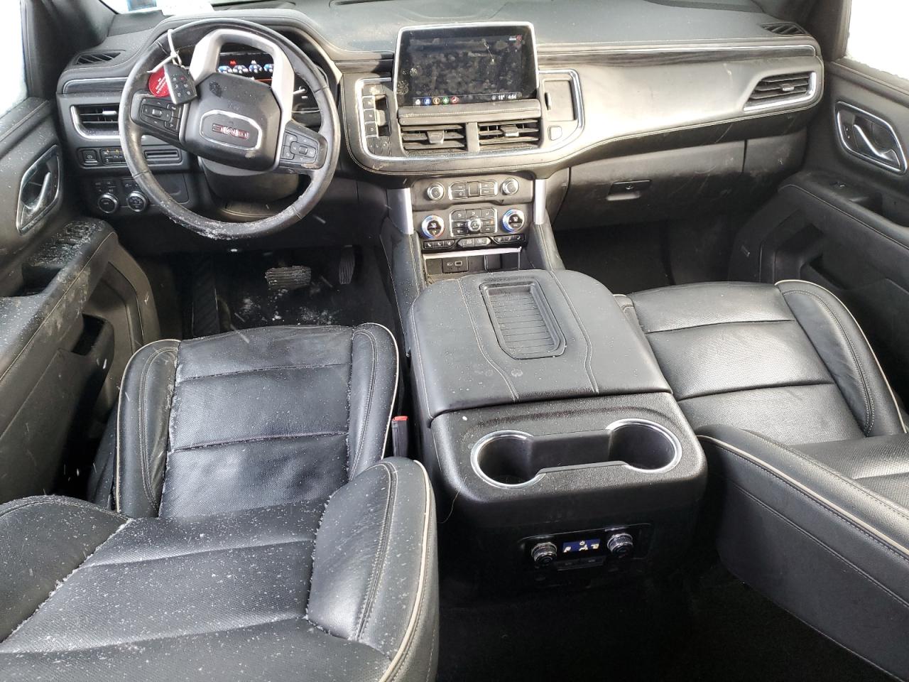 2021 GMC Yukon - Image 8