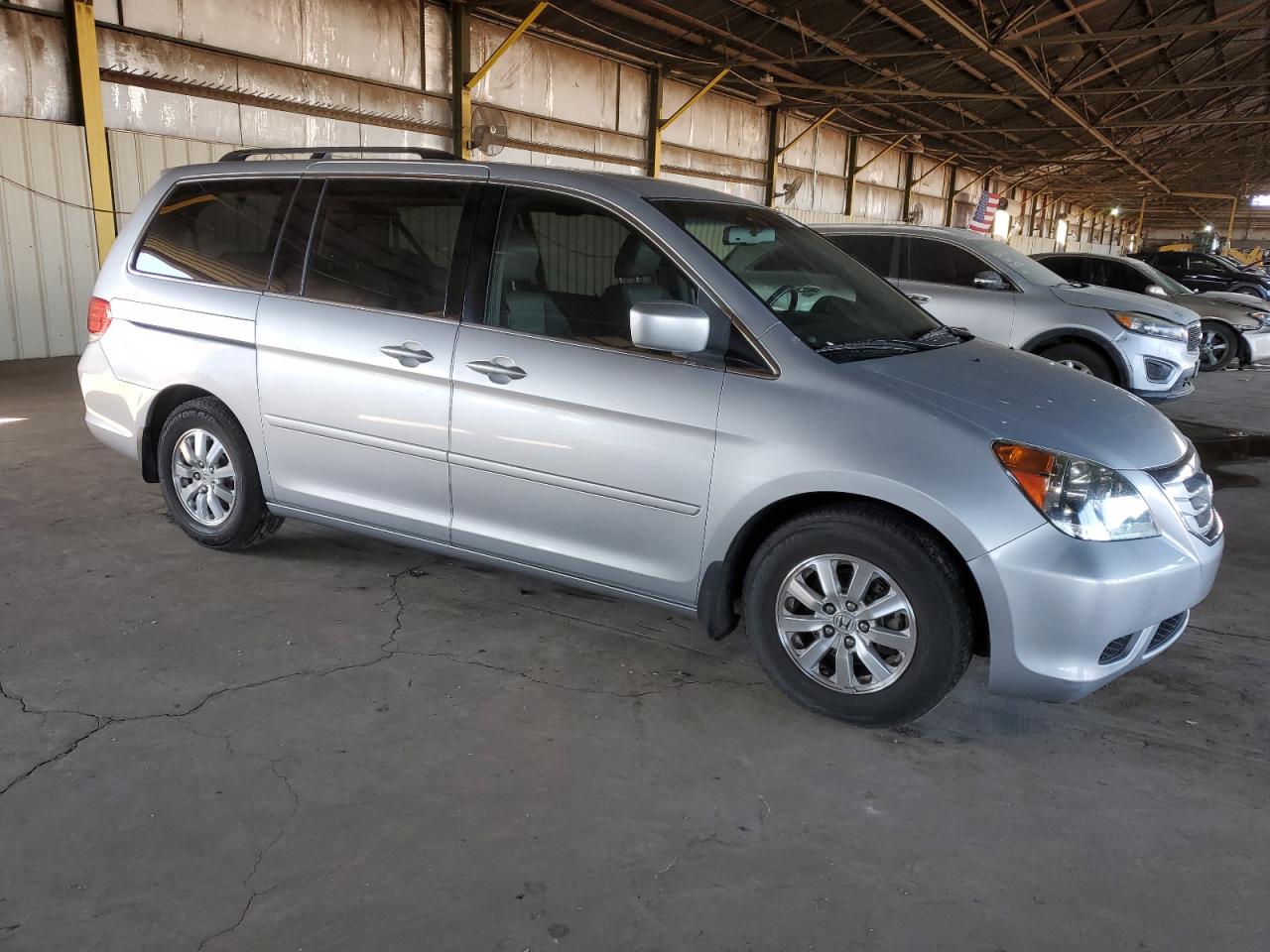 2010 Honda Odyssey - Image 4
