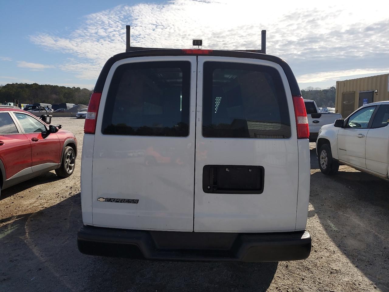 2019 Chevrolet Express G2500 VIN: 1GCWGAFP8K1237252 Lot: 46434275