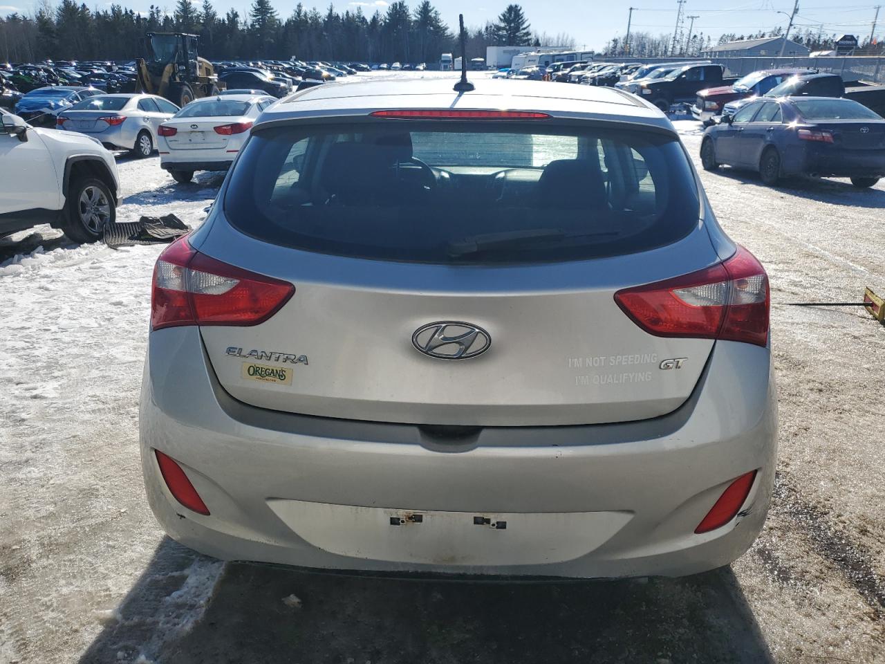 2014 Hyundai Elantra - Image 6