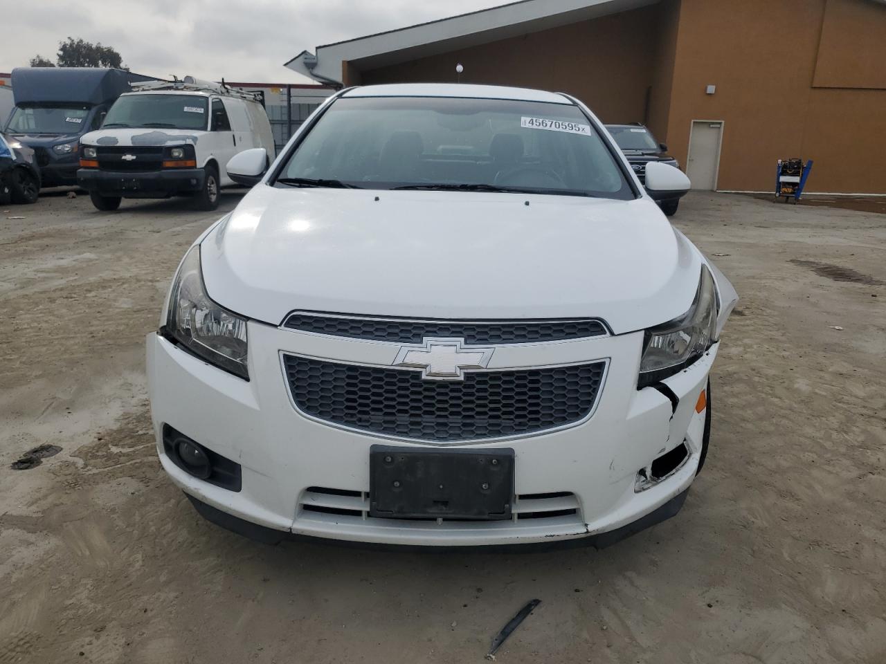 2014 Chevrolet Cruze - Image 5