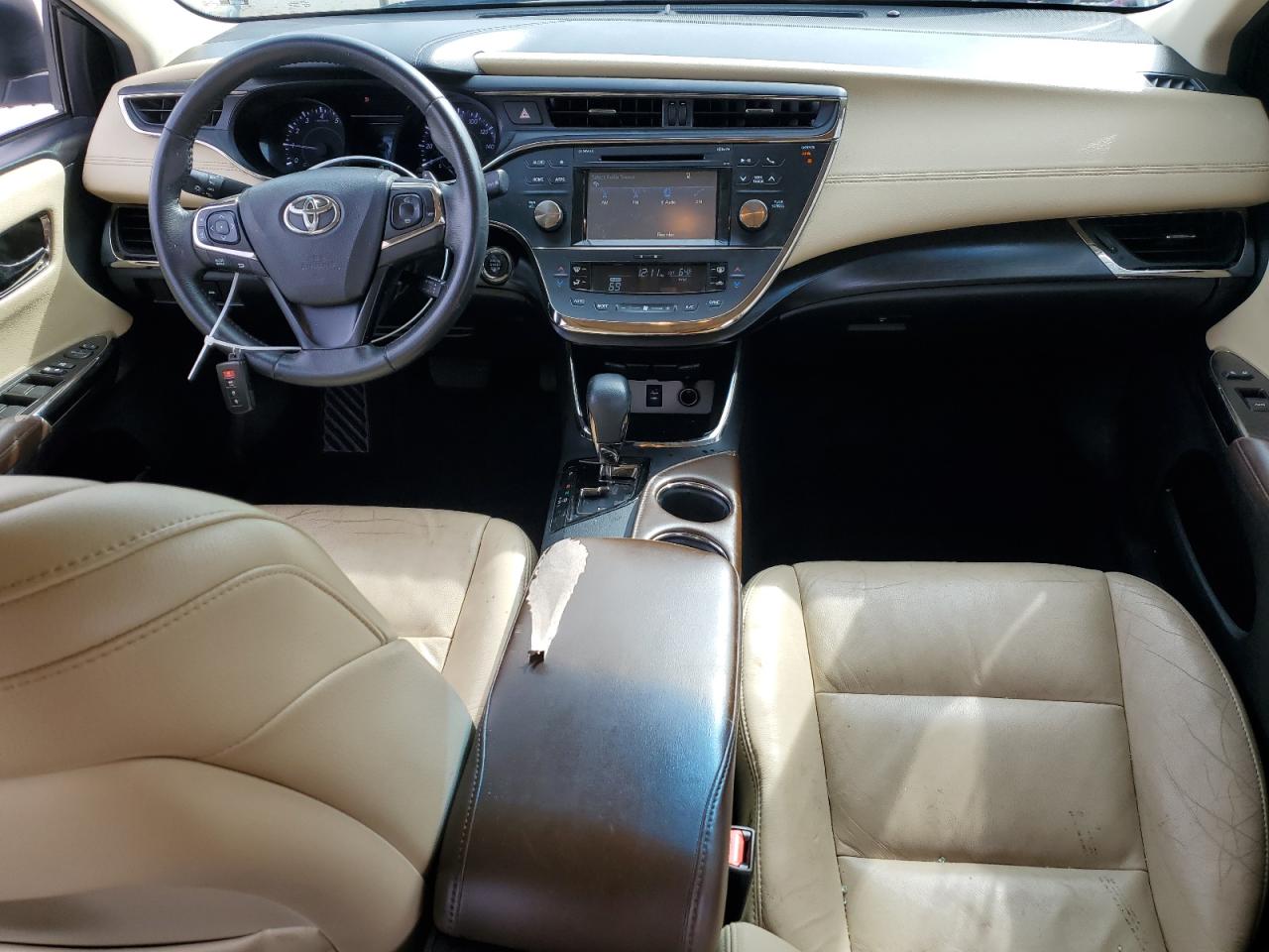 2016 Toyota Avalon - Image 8