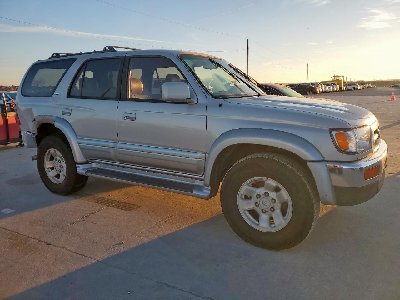 1998 Toyota 4Runner - Image 4