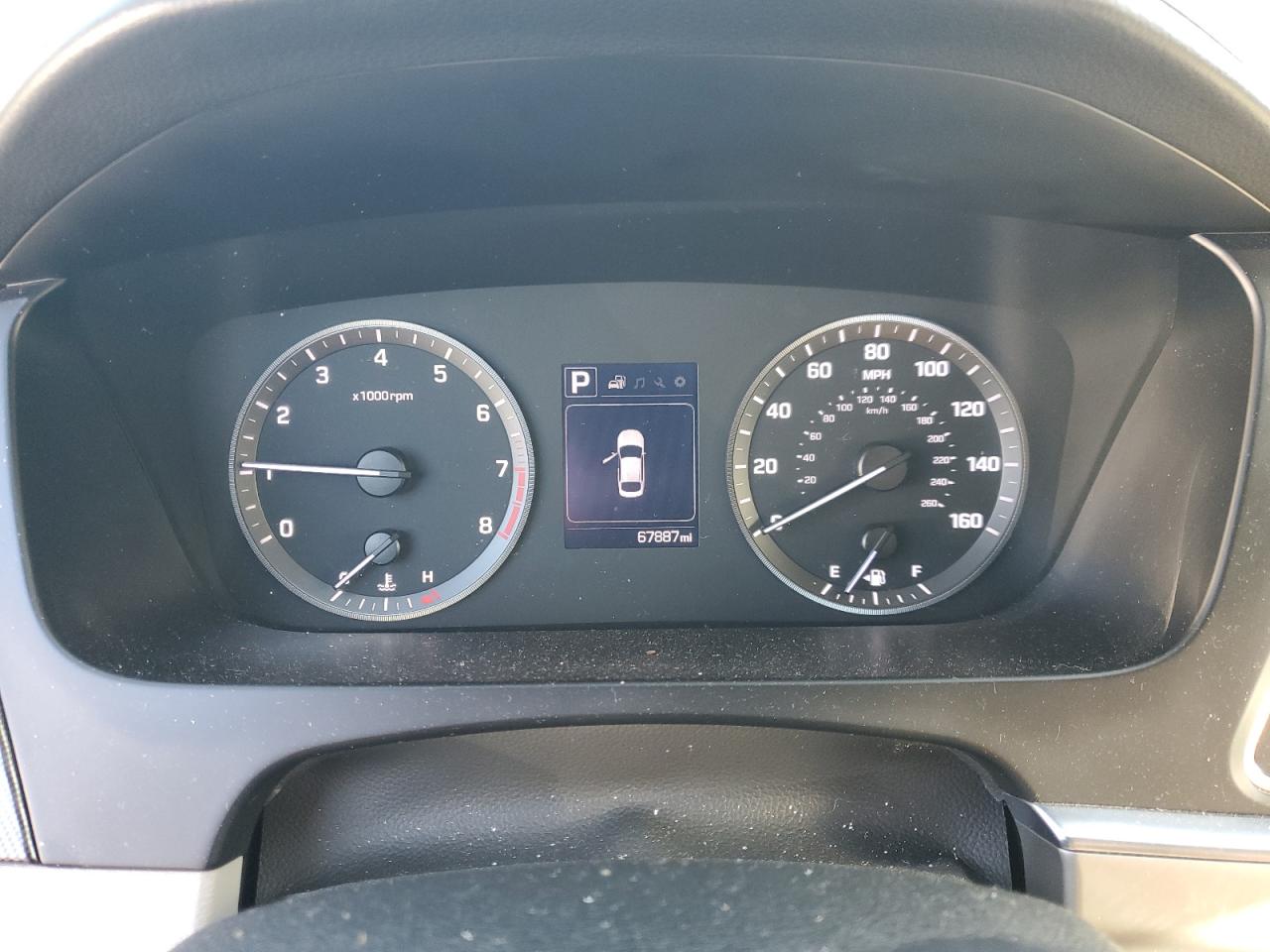 2016 Hyundai Sonata - Image 9