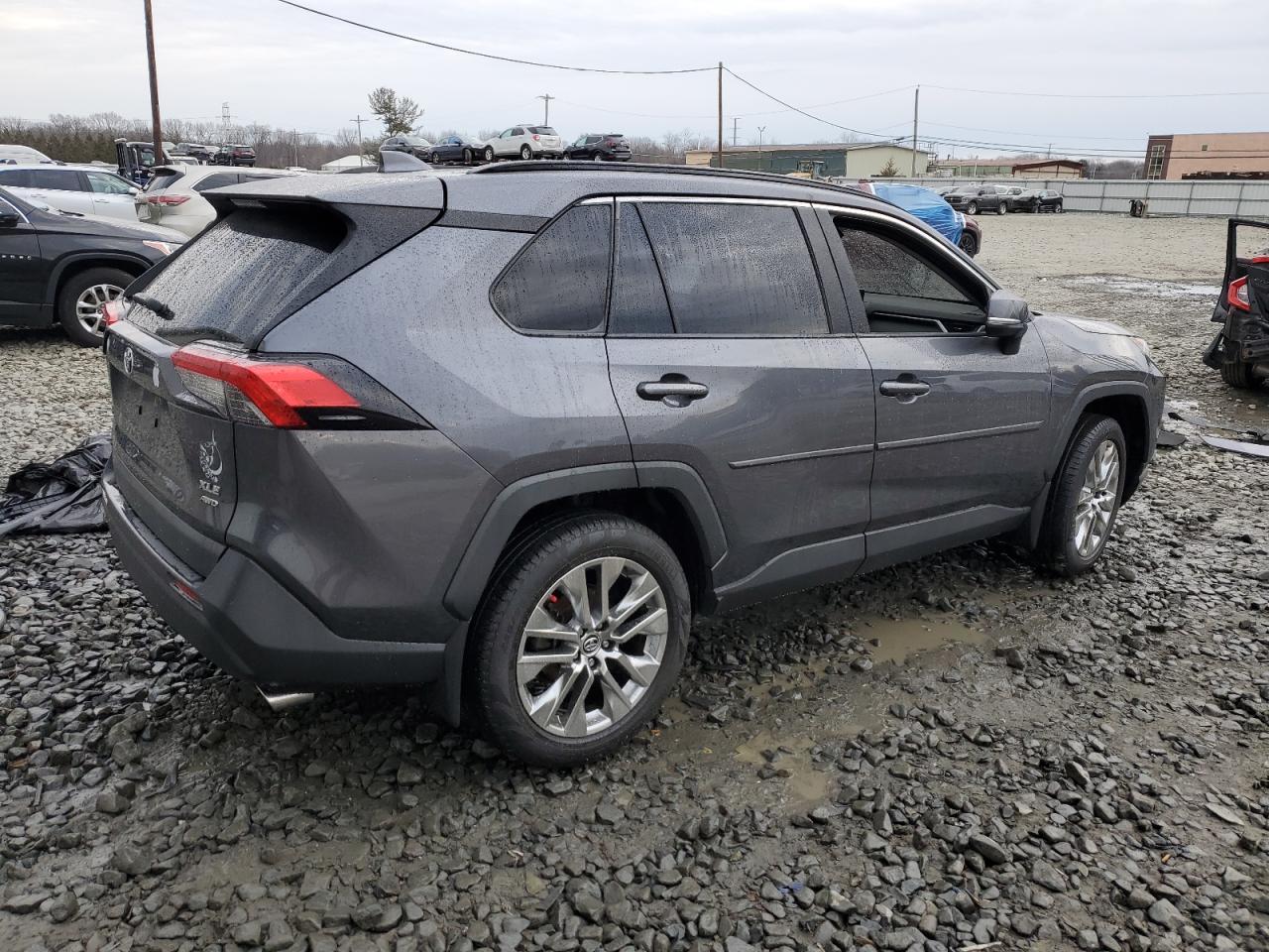 2019 Toyota RAV 4 - Image 3