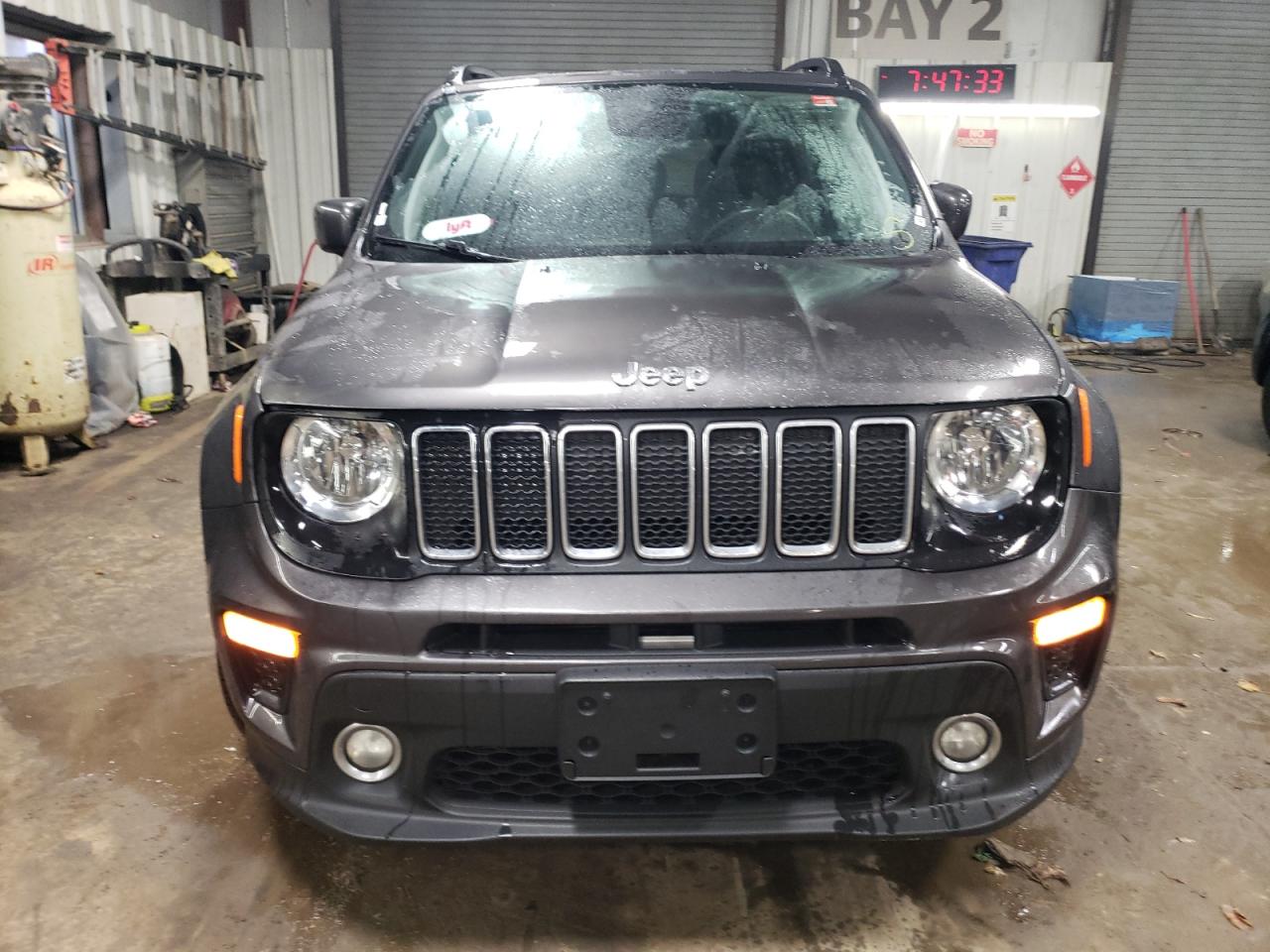 2020 Jeep Renegade - Image 5