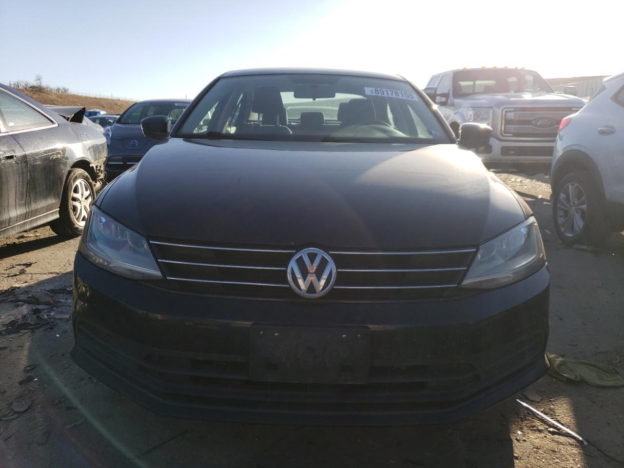 2017 Volkswagen Jetta - Image 5