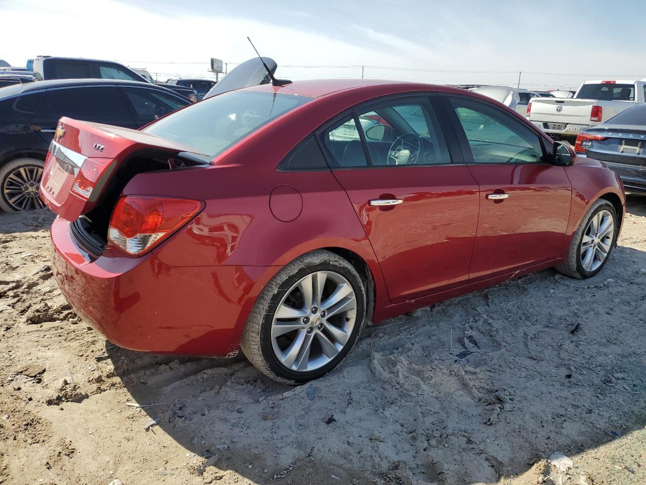 2011 Chevrolet Cruze - Image 3