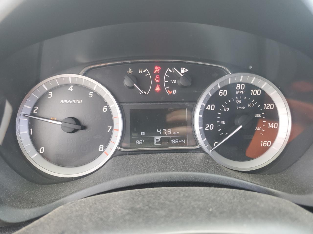 2015 Nissan Sentra - Image 9