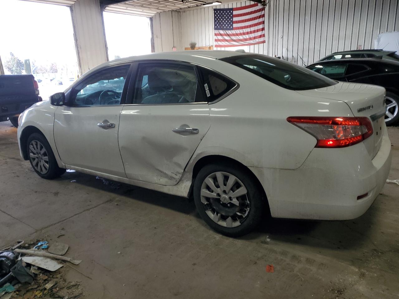 2015 Nissan Sentra - Image 2