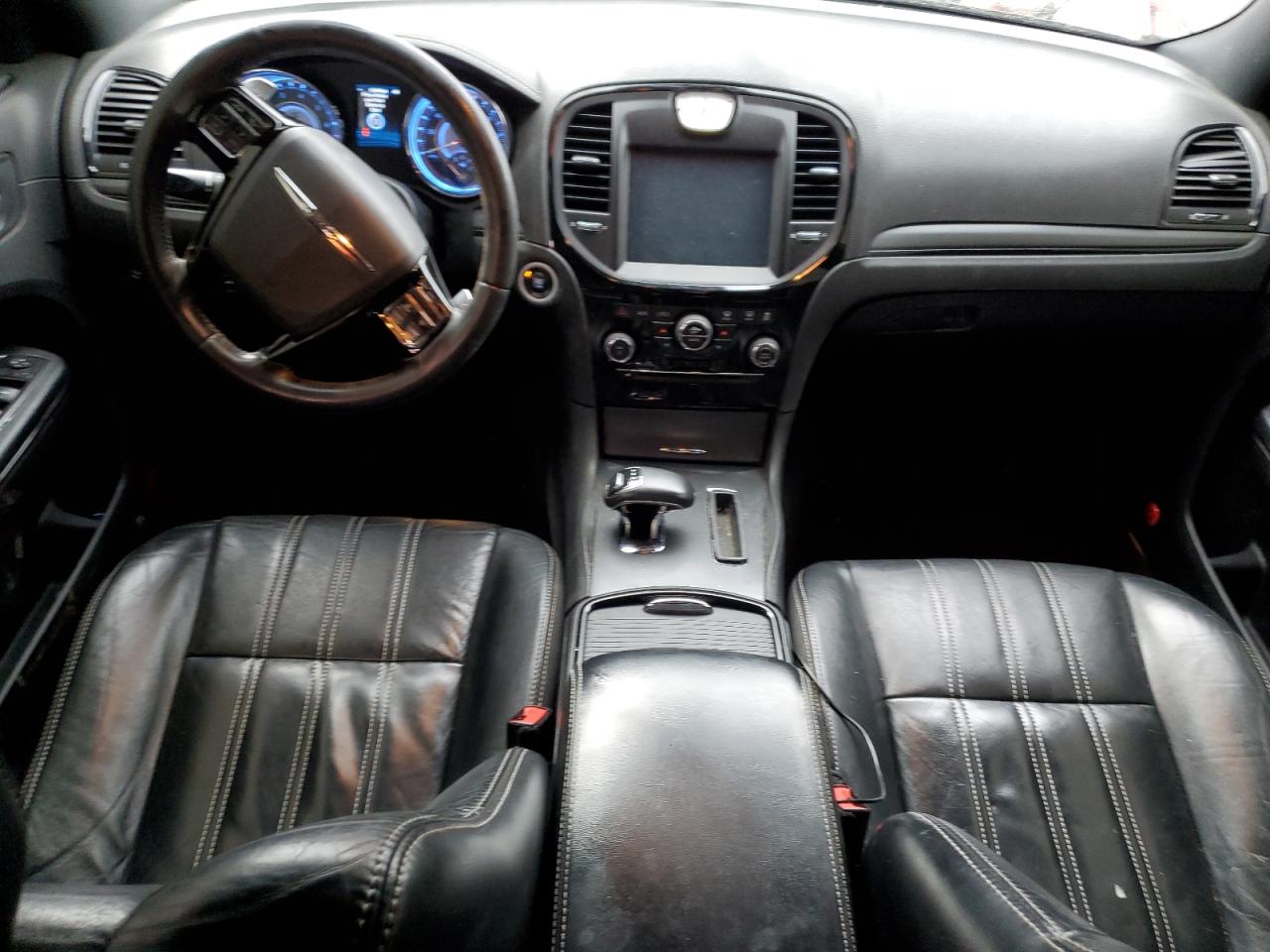 2014 Chrysler 300 - Image 8
