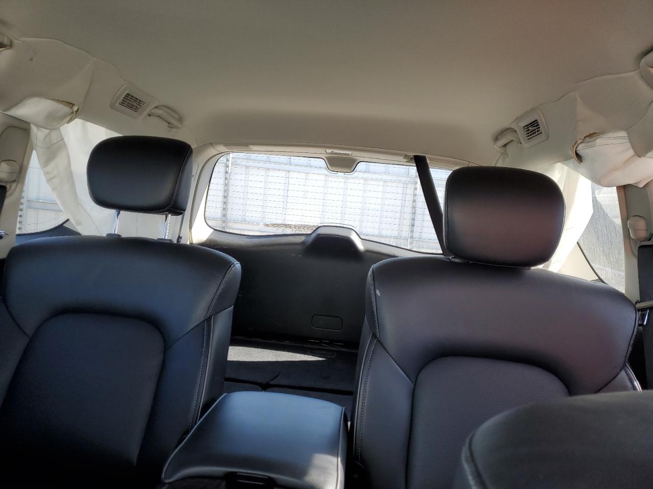 2024 Infiniti QX80 - Image 10