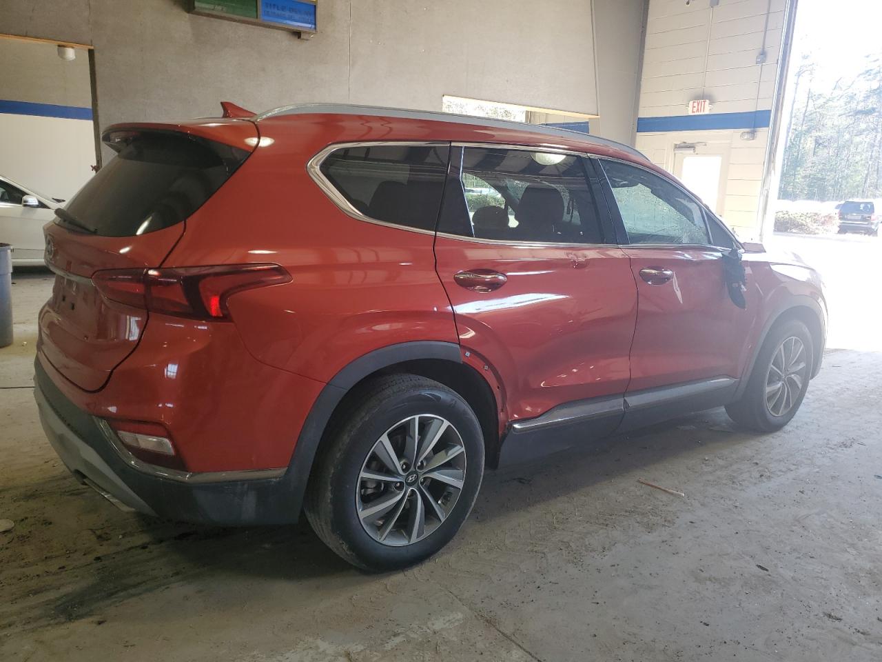 2019 Hyundai Santa Fe - Image 3