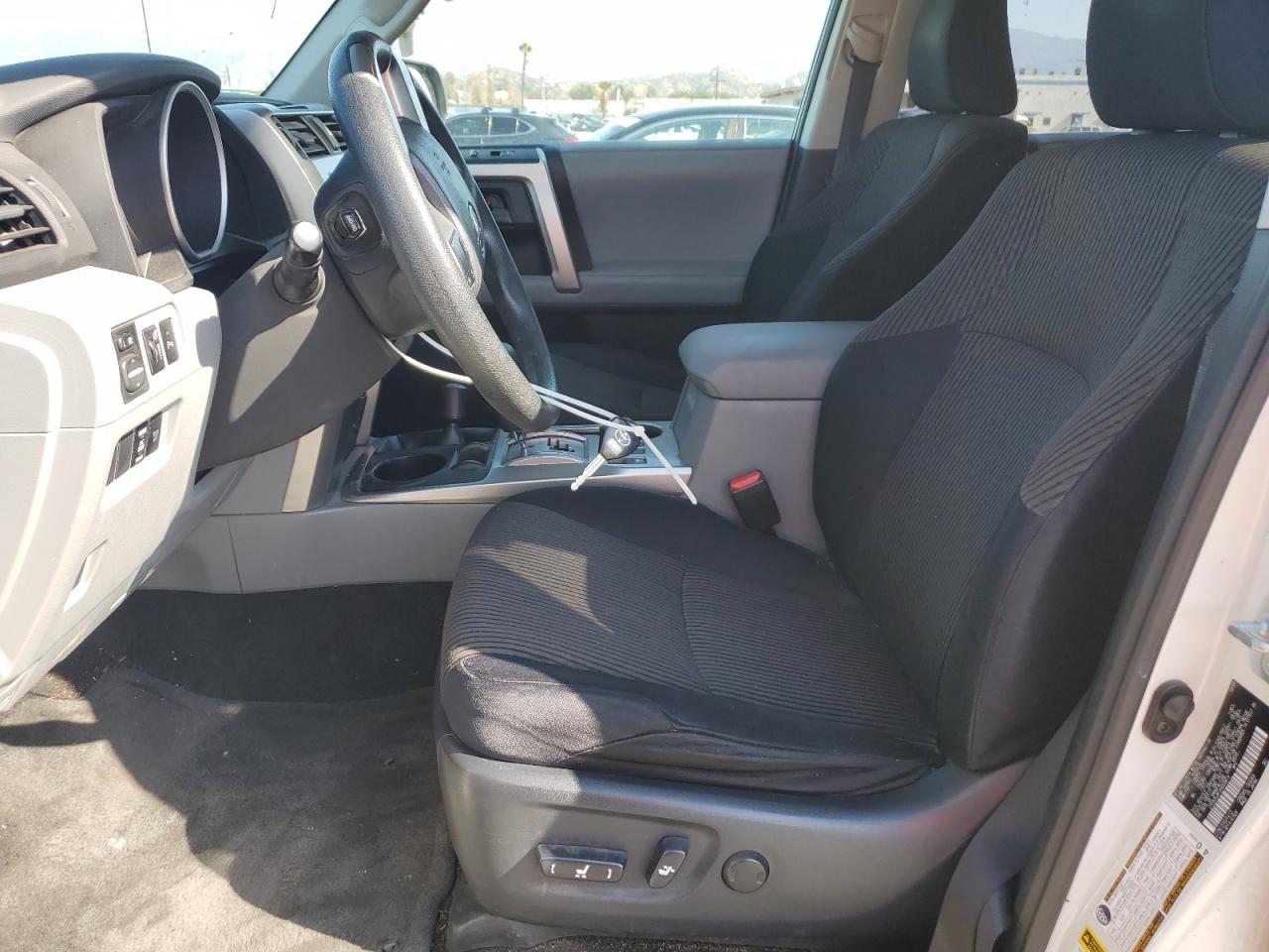 2010 Toyota 4Runner - Image 7