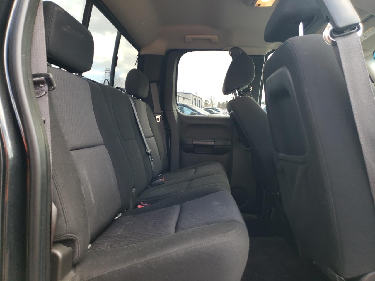 2010 Chevrolet Silverado - Image 10