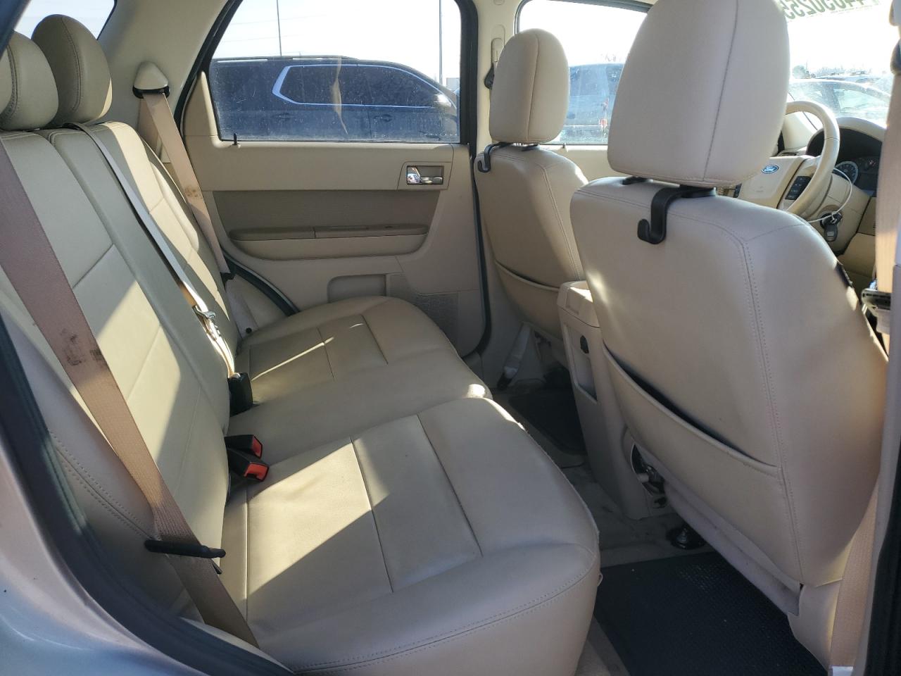2012 Ford Escape - Image 11