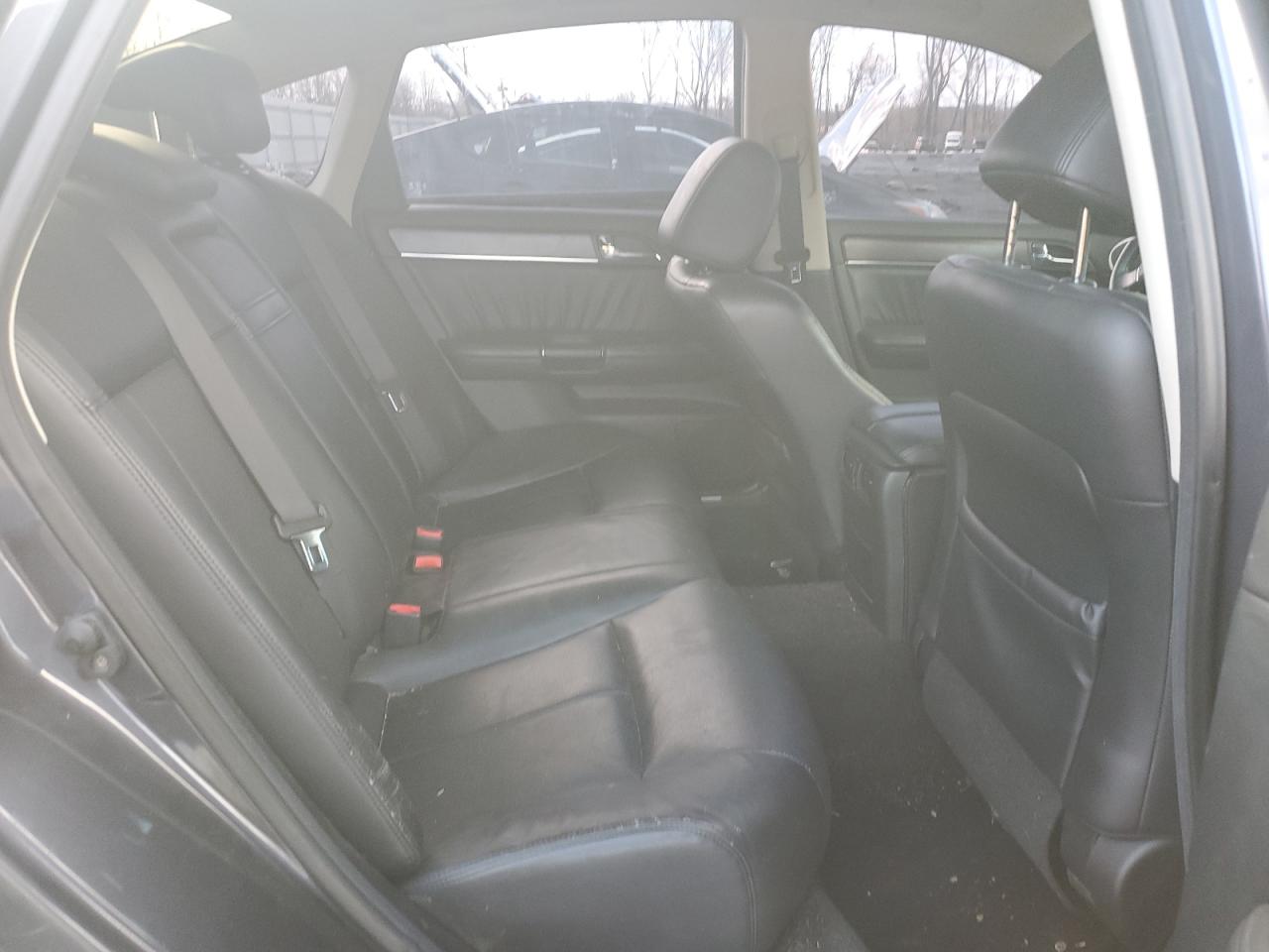 2008 Infiniti M - Image 10