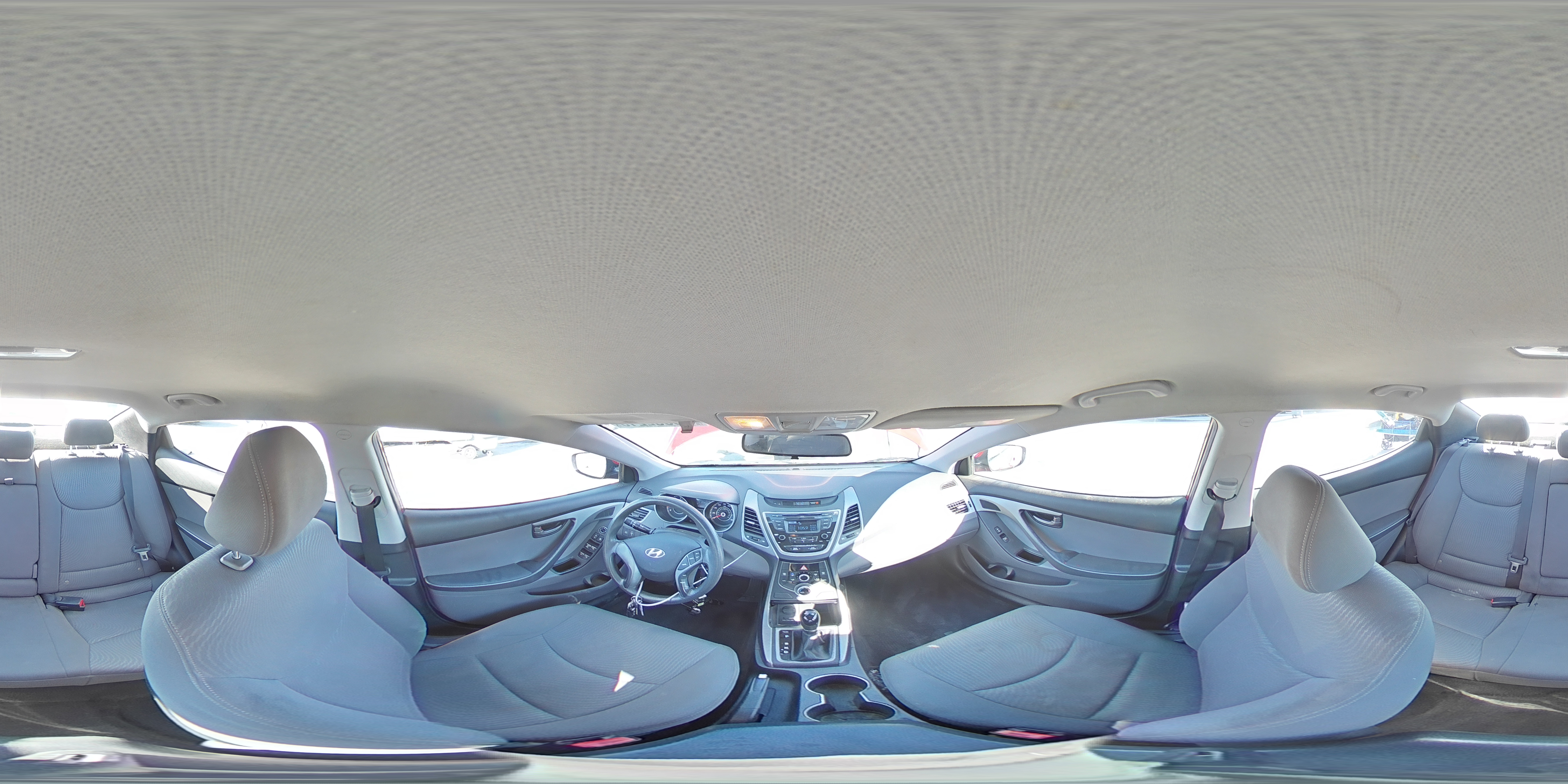 2016 Hyundai Elantra - Image 15