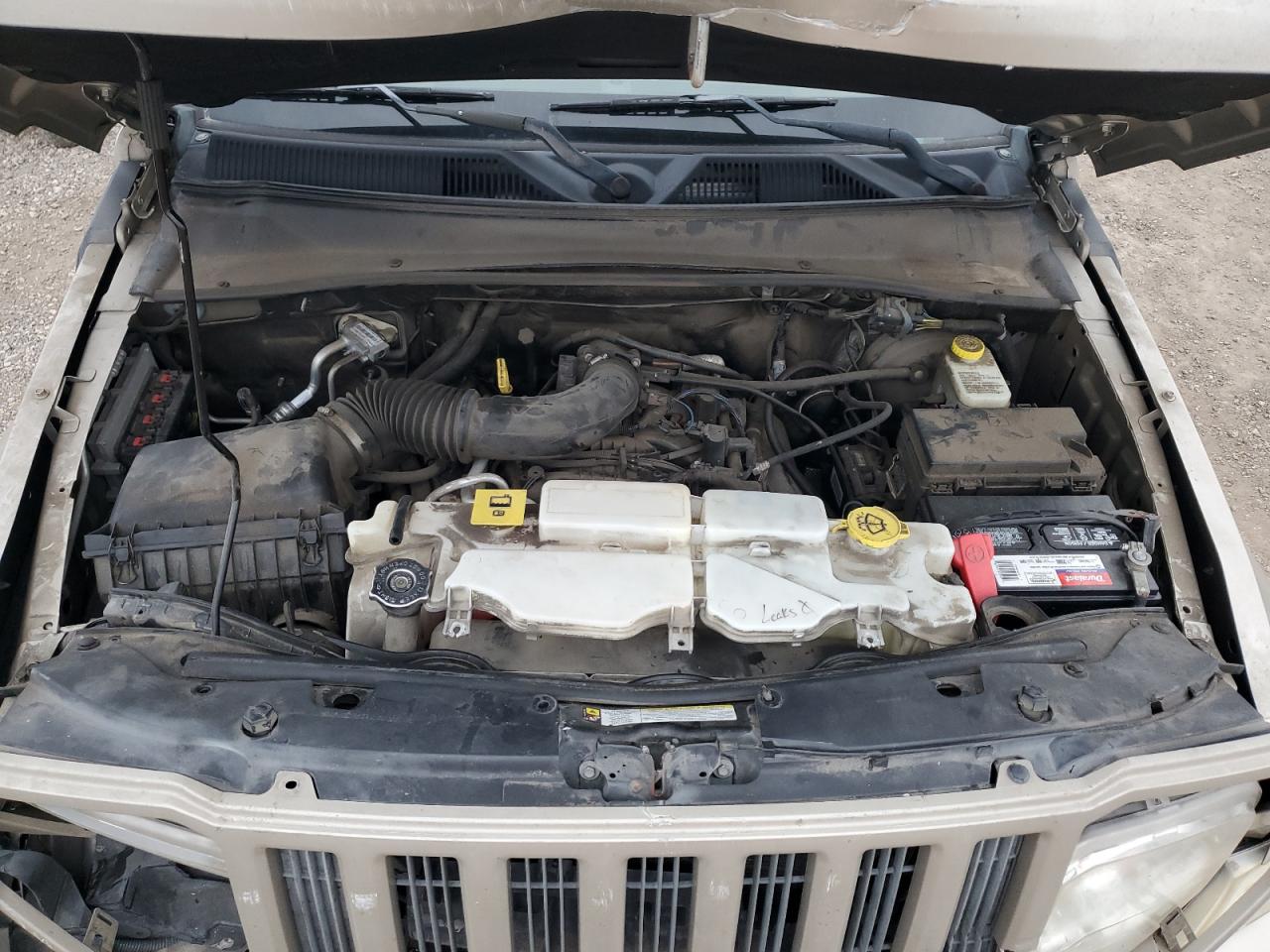 2011 Jeep Liberty (North America) - Image 11