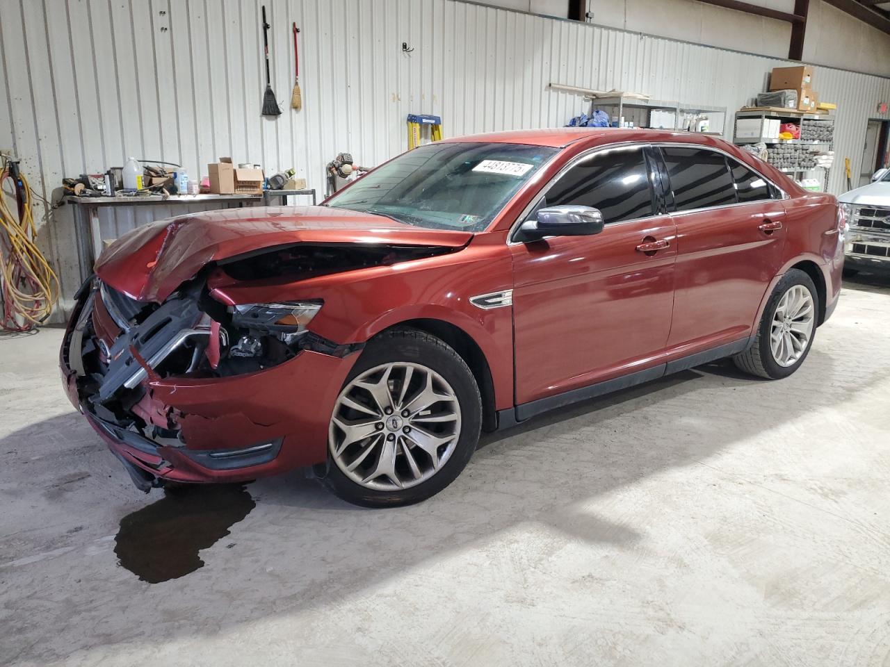 2014 Ford Taurus - Image 1
