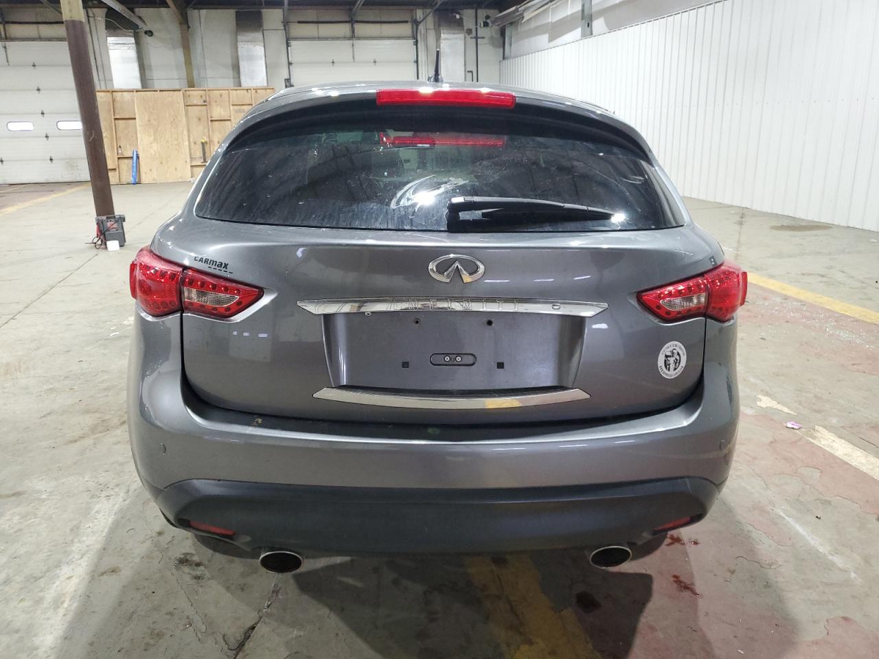 2017 Infiniti QX70 - Image 6