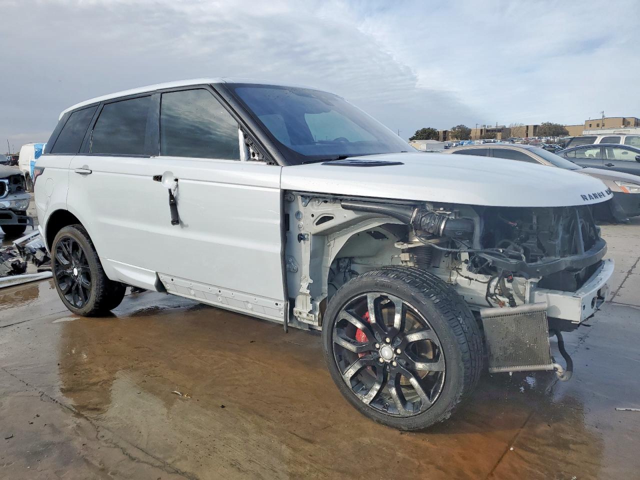 2018 Land Rover Range Rover - Image 4