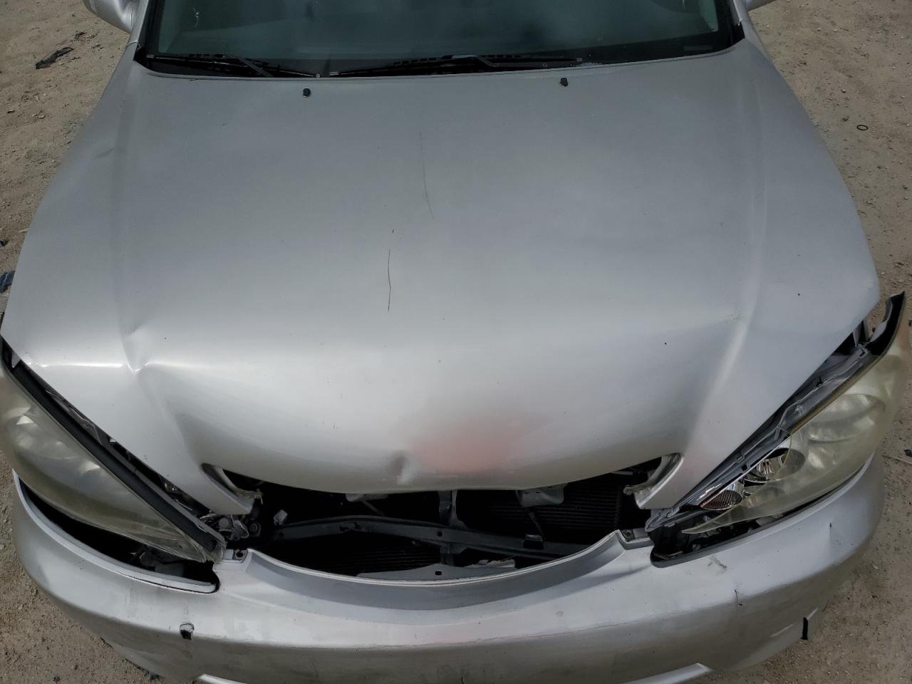 2006 Toyota Camry - Image 11