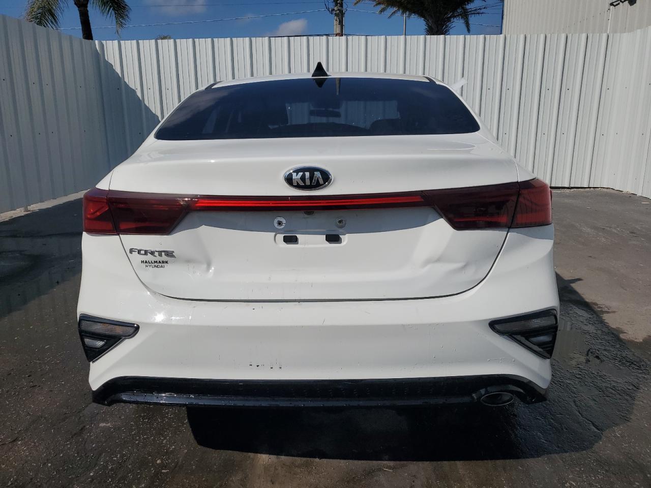 2021 Kia Forte - Image 6