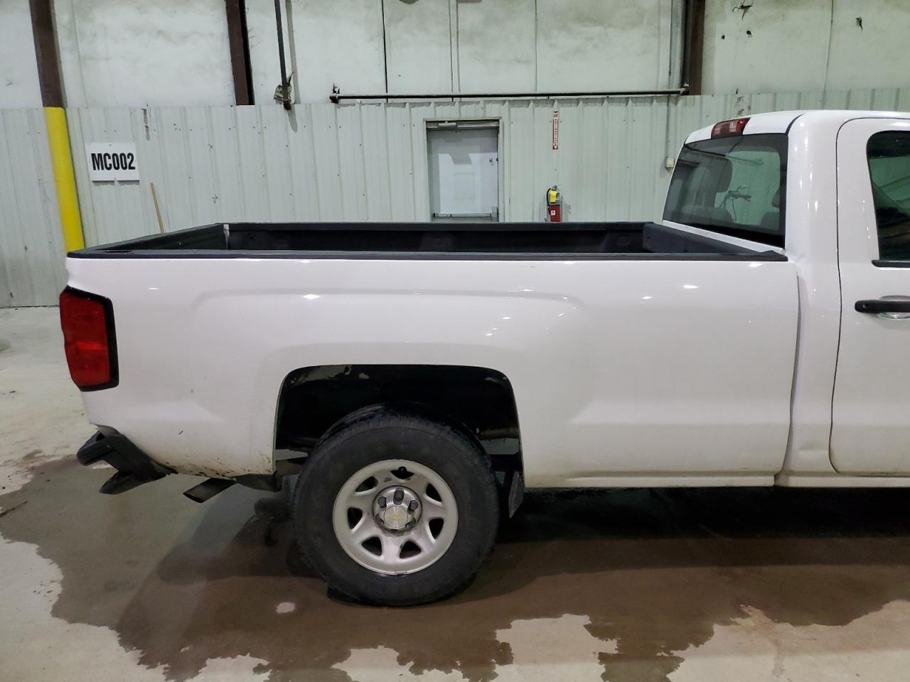 2015 Chevrolet Silverado - Image 10