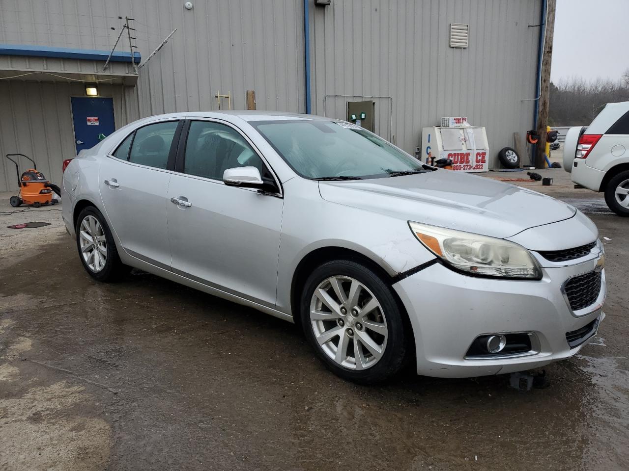 2015 Chevrolet Malibu - Image 4