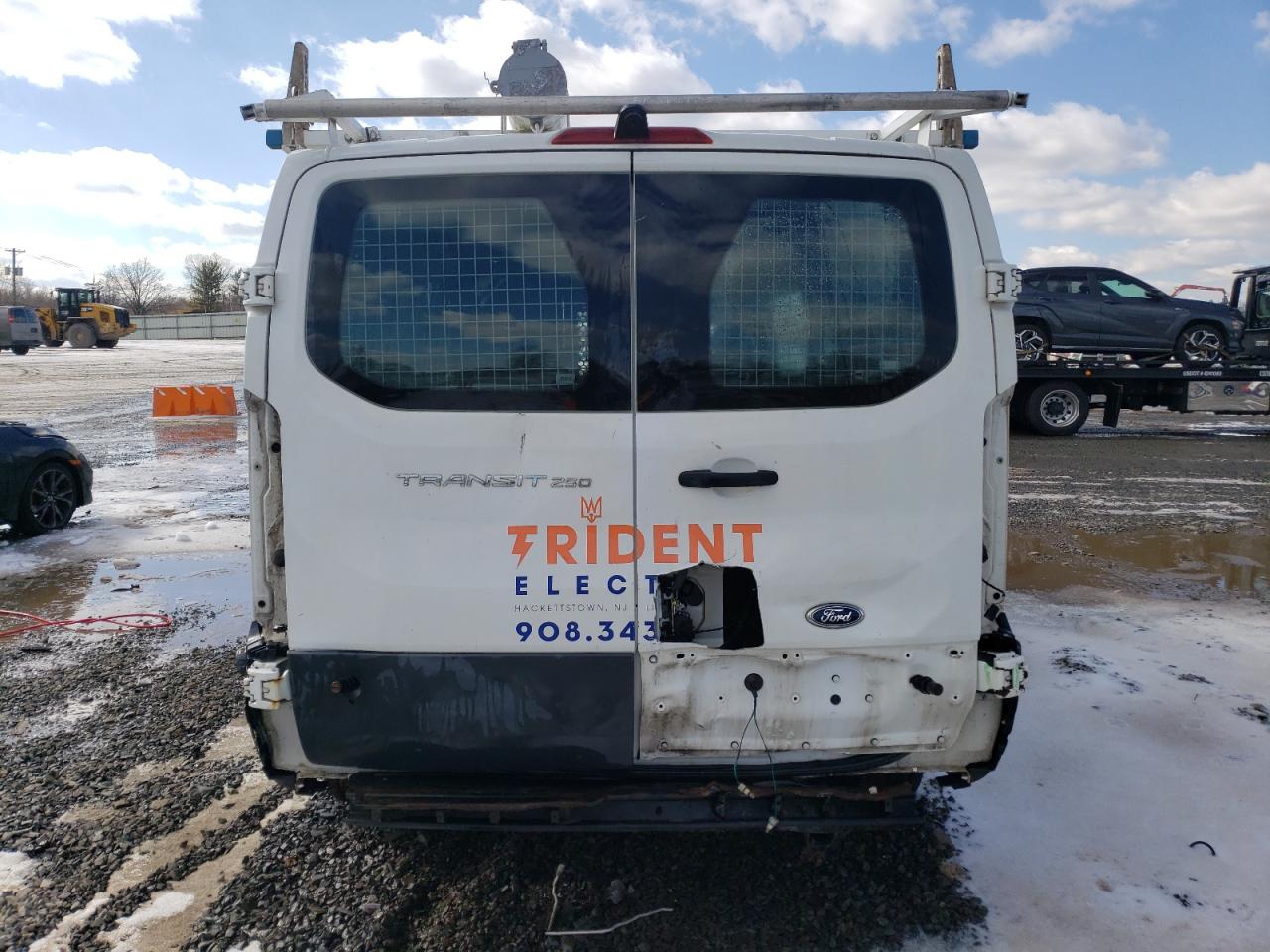 2015 Ford Transit - Image 6