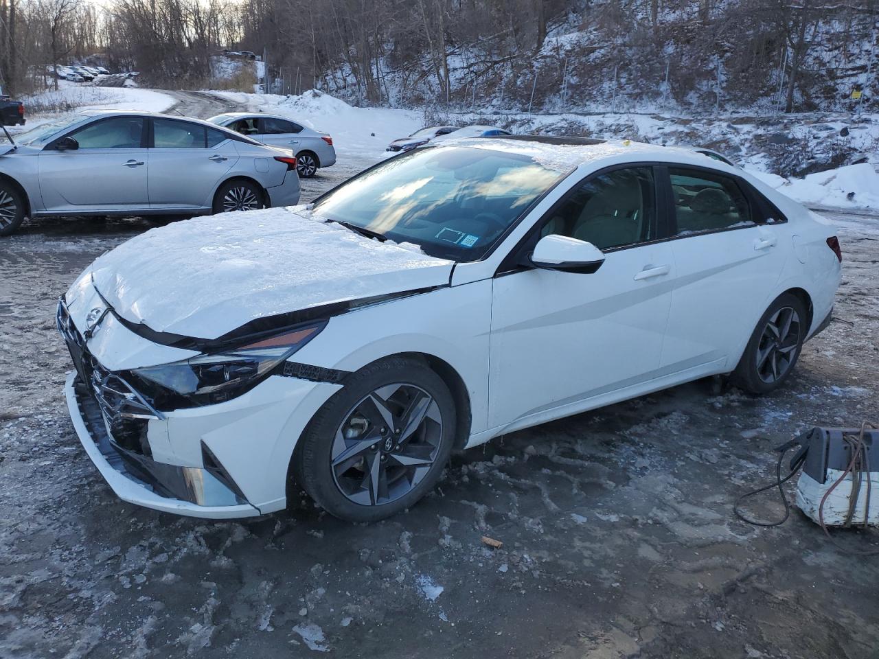 2021 Hyundai Elantra - Image 1