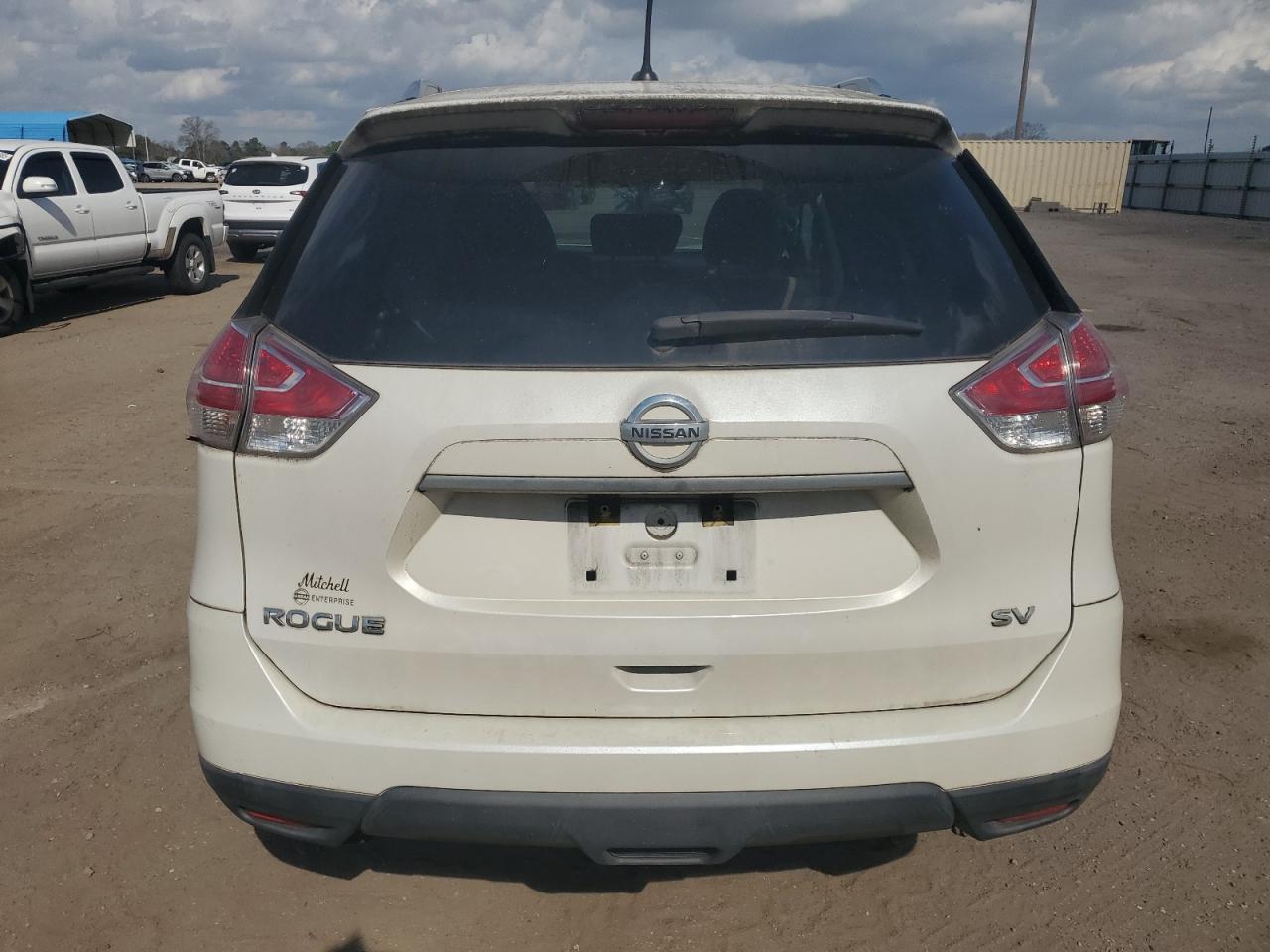 2015 Nissan Rogue - Image 6