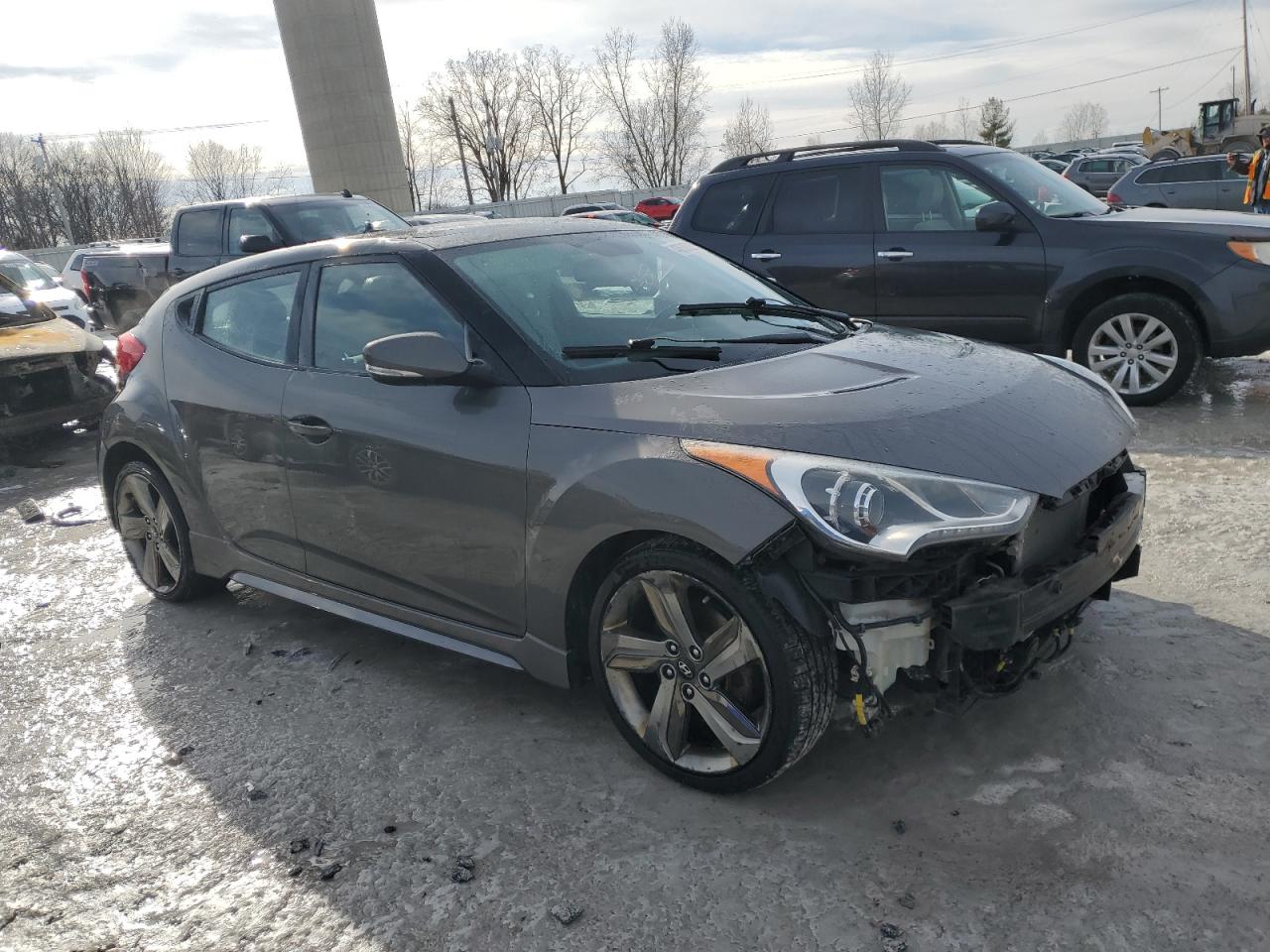 2014 Hyundai Veloster - Image 4