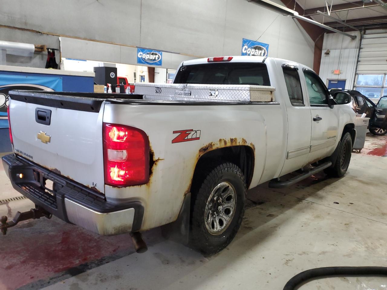 2013 Chevrolet Silverado - Image 3