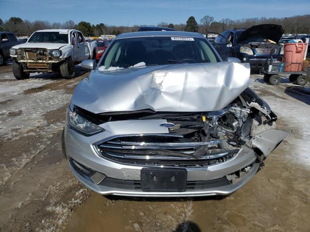  FORD FUSION 2018 Серебристый